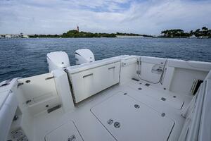 32ft Pursuit Yacht For Sale