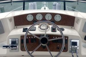 35ft Silverton Yacht For Sale