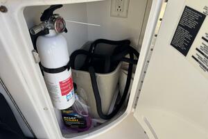 29ft Sea Ray Yacht For Sale