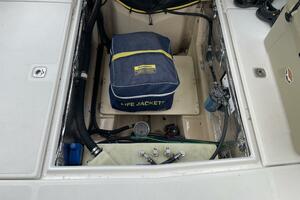 24ft Cutwater Yacht For Sale