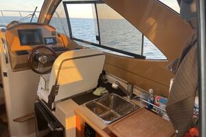 24ft Cutwater Yacht For Sale