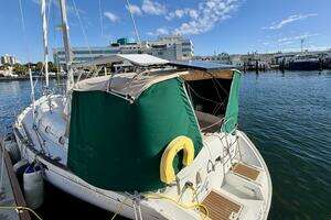 2000 Beneteau Oceanis 461 thumbnail 79