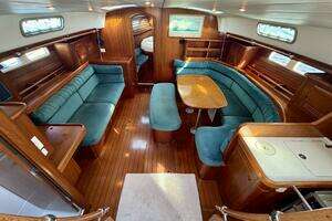 2000 Beneteau Oceanis 461 thumbnail 3
