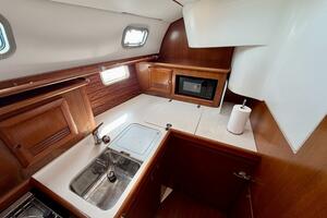 Eda 46ft Beneteau Yacht For Sale