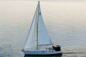 2000 Beneteau Oceanis 461 thumbnail 1