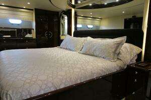 2005 Neptunus Enclosed Skylounge thumbnail 49