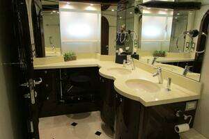 2005 Neptunus Enclosed Skylounge thumbnail 54