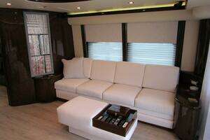 2005 Neptunus Enclosed Skylounge thumbnail 3