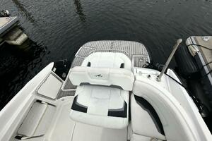 Live Life 27ft Monterey Yacht For Sale