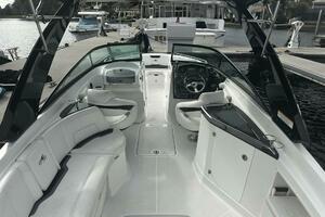 Live Life 27ft Monterey Yacht For Sale