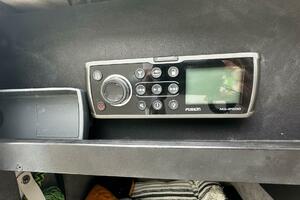 Live Life 27ft Monterey Yacht For Sale