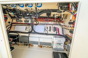 37ft SeaVee Yacht For Sale