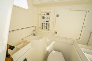 37ft SeaVee Yacht For Sale