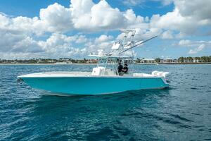 37ft SeaVee Yacht For Sale