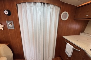 2008 Tiara Yachts 3900 Sovran thumbnail 110