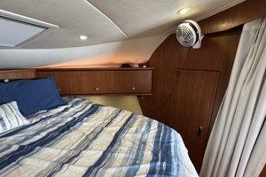 2008 Tiara Yachts 3900 Sovran thumbnail 53