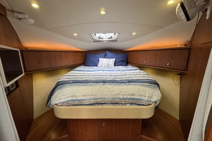 2008 Tiara Yachts 3900 Sovran thumbnail 111