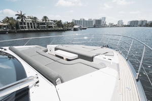 60ft Azimut Yacht For Sale