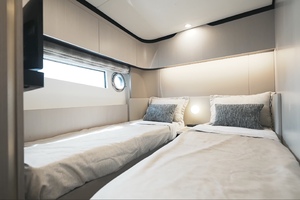 60ft Azimut Yacht For Sale