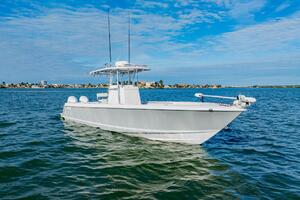 32ft Contender Yacht For Sale