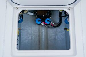 32ft Contender Yacht For Sale