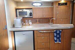 2006 Sea Ray 340 Sundancer thumbnail 22