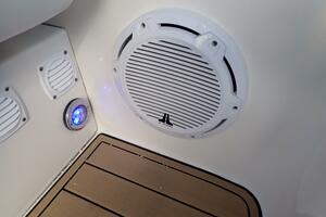 Talkn Trash 34ft Sea Ray Yacht For Sale