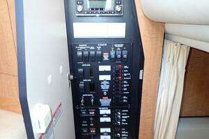 2006 Sea Ray 340 Sundancer thumbnail 28