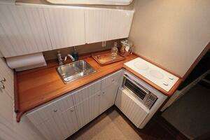 2003 Huckins thumbnail 29