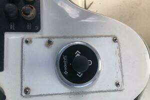 2004 Cruisers Yachts thumbnail 41