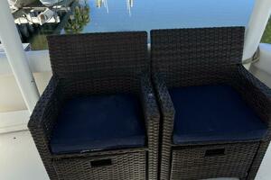 37ft Cruisers Yachts Yacht For Sale