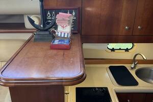 37ft Cruisers Yachts Yacht For Sale