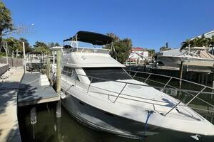 37ft Cruisers Yachts Yacht For Sale