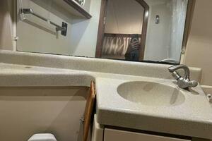 37ft Cruisers Yachts Yacht For Sale