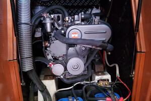 Boat Pour 34ft Beneteau Yacht For Sale