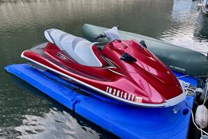 11ft Yamaha WaveRunner Yacht For Sale