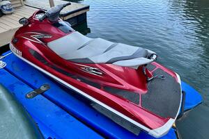 11ft Yamaha WaveRunner Yacht For Sale