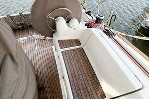 2013 Jeanneau Sun Odyssey 409 thumbnail 18