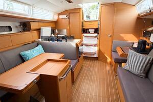 TAKE FIVE 41ft Jeanneau Yacht For Sale