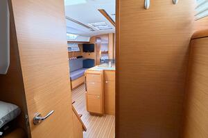 TAKE FIVE 41ft Jeanneau Yacht For Sale