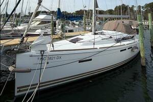 TAKE FIVE 41ft Jeanneau Yacht For Sale