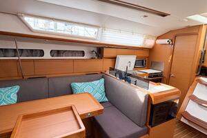 TAKE FIVE 41ft Jeanneau Yacht For Sale