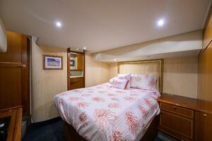 HOOK EM DANO 57ft Ocean Yachts Yacht For Sale