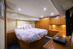 2006 Ocean Yachts 57 Super Sport thumbnail 6