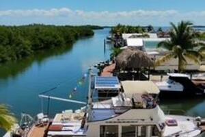 RESPITE 40ft Marine Trader Yacht For Sale