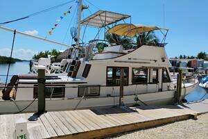 1977 Marine Trader 40 Double Cabin thumbnail 3