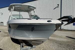 Pilar 24ft Robalo Yacht For Sale