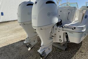 Pilar 24ft Robalo Yacht For Sale