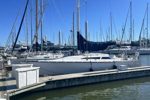 Amie 36ft C amp C Yacht For Sale