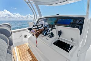 46FT (14.02M) VALHALLA BOATWORKS